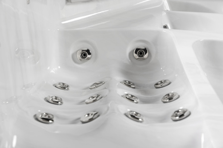 Гидромассажный спа бассейн NordicSpa Tyur (Тюр)