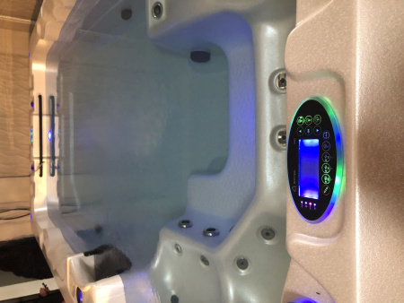 Плавательный спа бассейн Vortex Spas Aquagym MAX Exterme