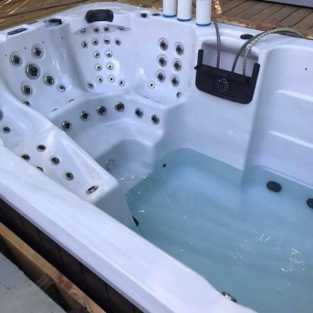 Плавательный спа бассейн Vortex Spas Aquagym MAX Exterme